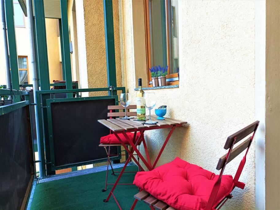 Apartment Modernes Mit Balkon